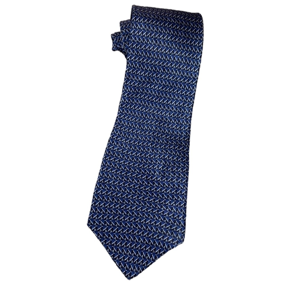 Trump Arrow - 100% Silk Tie - Made in Canada